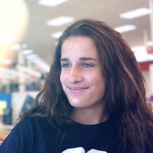 Meet your Posher, Hope